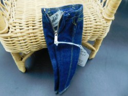 barbie label jeans main